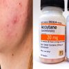 Accutane (Isotretinoin) Packung – Medikament zur Behandlung von schwerer Akne